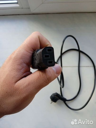 Сетевой шнур