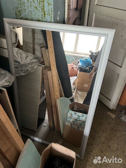 Зеркало настенное