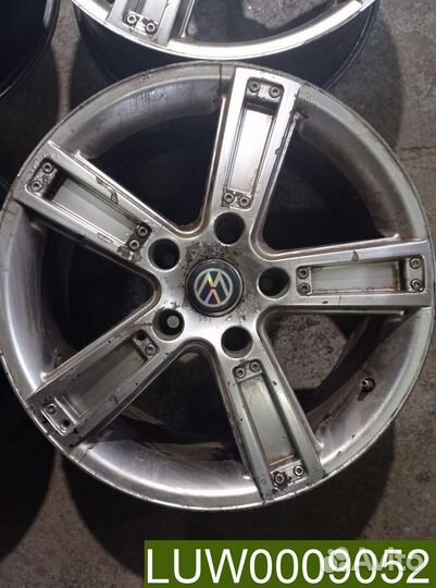 Диски R18 Volkswagen Touareg Б/у Литые