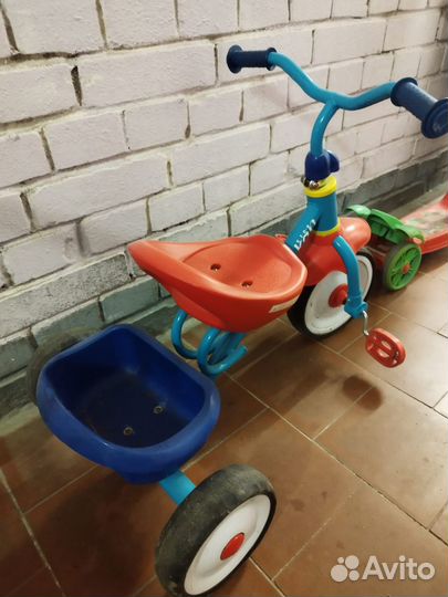 Детский трехколесный велосипед