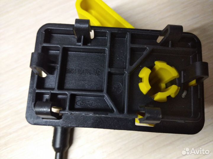 Ручка замка капота Ford Focus 3 2011-2018