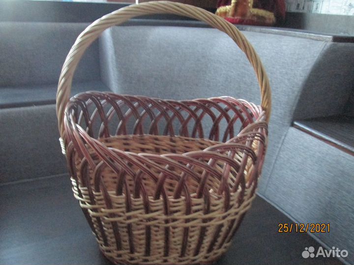 Корзина плетеная