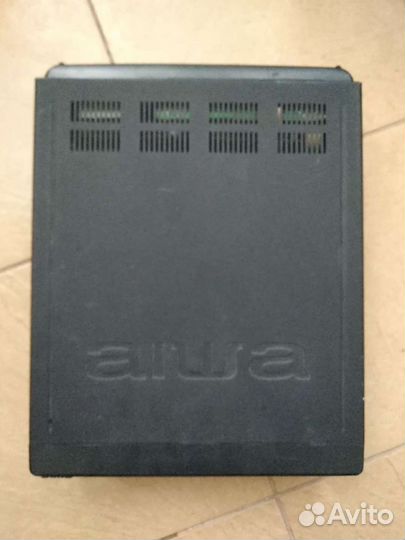 Видеомагнитофон Aiwa XE-100