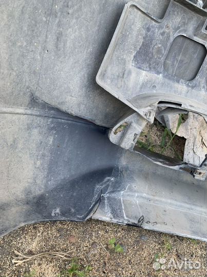Продам бампер передний е60