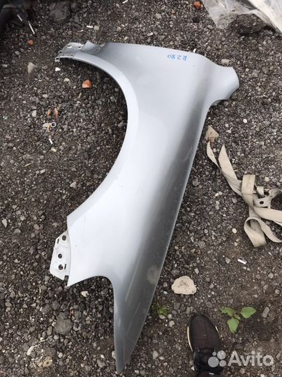 Крыло правое Фольксваген туарег 03-06