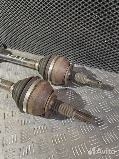 Полуось задняя Nissan Pathfinder (R51) 2005-2014