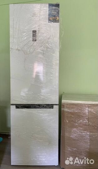 Холодильник indesit