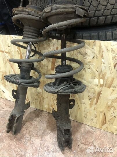 Передние стойки тайота noah и гидравлическая рейка