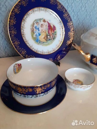 Сервиз столовый пр/во Чехия /Мадонна / кобальт