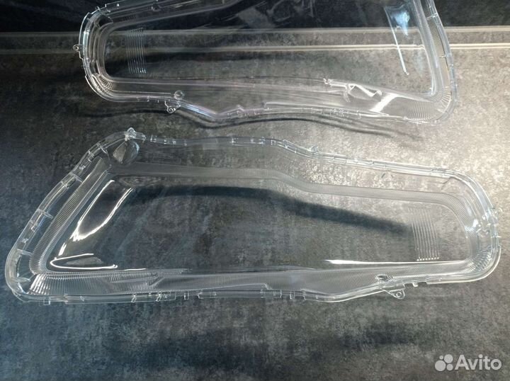 Стекло фары lancer 10