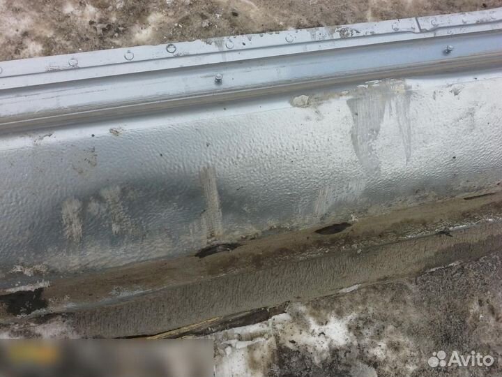 Порог со стойкой левый Opel Zafira B 2005-2012