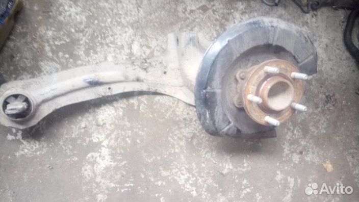 Ступица левая задняя для Ford Focus III 2011-2015