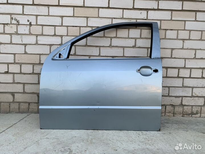 Дверь передняя левая Skoda Fabia 1
