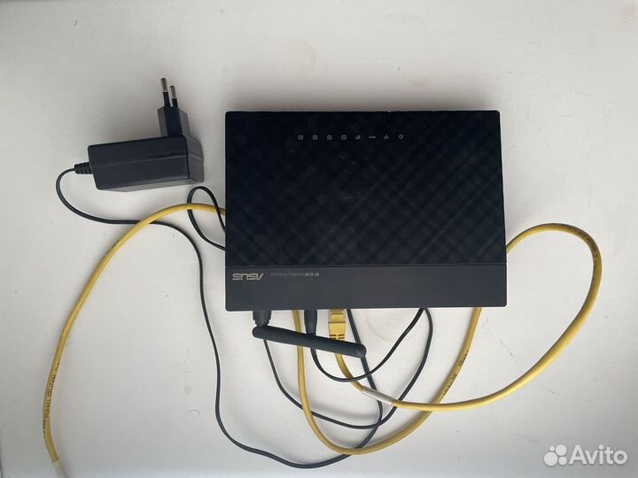 Роутер Asus RT N10E