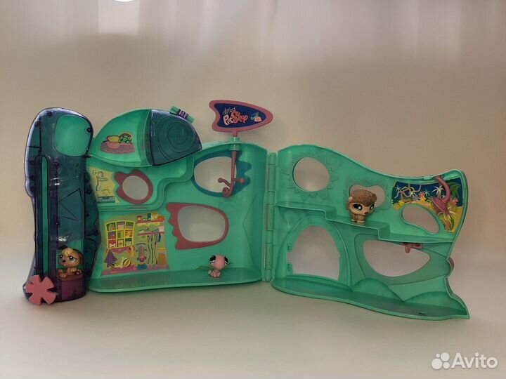 Домик для кукол (игрушек)