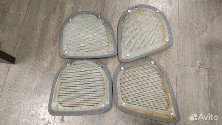 Решетка динамика Toyota Land Cruiser 100