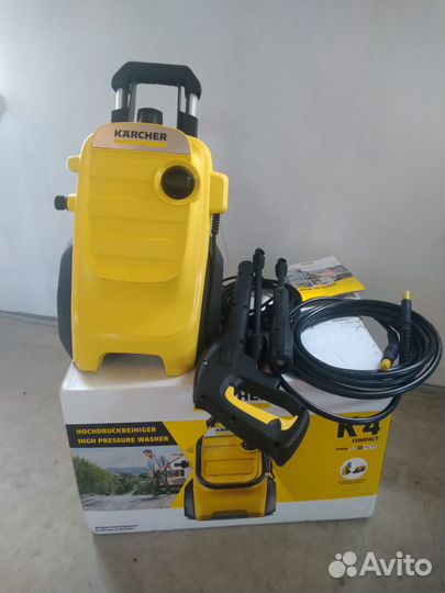 Мойка Karcher K4 Compact