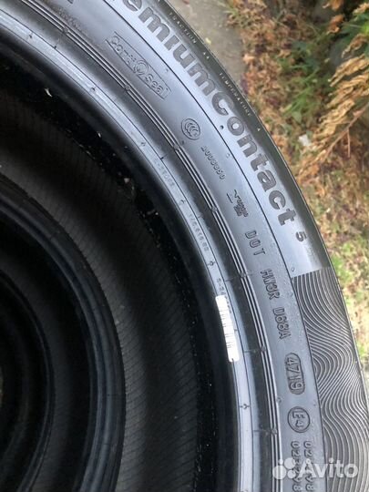 Continental ContiPremiumContact 5 215/55 R17