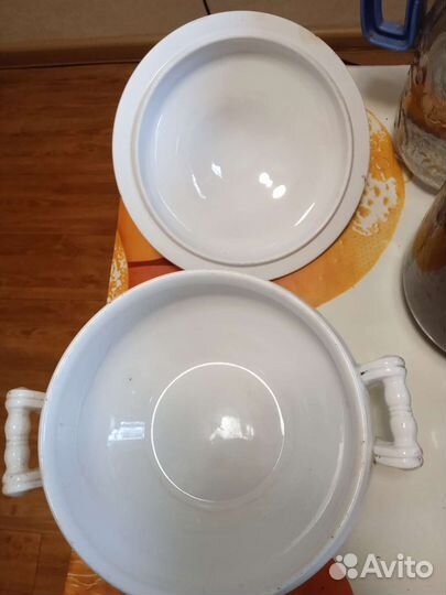 Старинный фарфор:супница, салатник