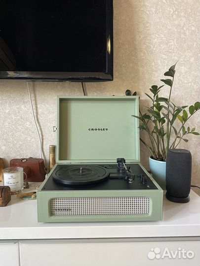 Проигрыватели Crosley Voyager