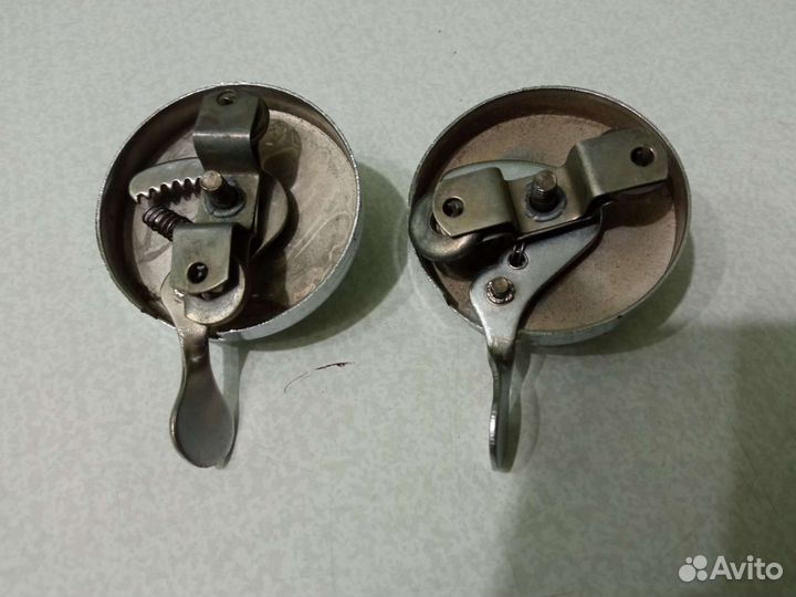 Детали от звонков на велосипед