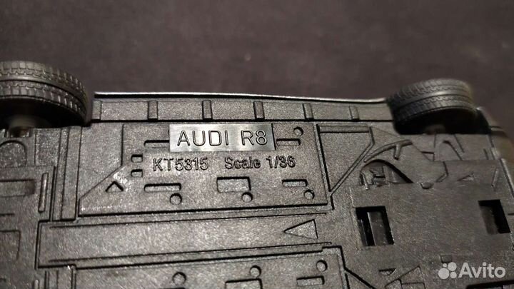 Модель audi R8 m1/36