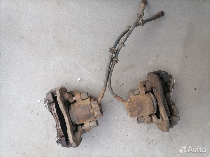 Суппорт тормозной передний 1.8 МКПП Ford Mondeo II