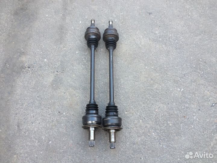 Привод шрус задний Mercedes CLS 219 A2113502256