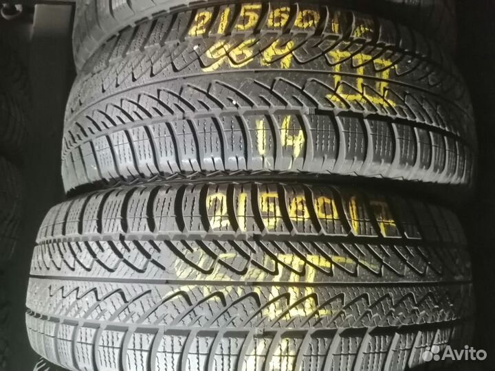 Goodyear UltraGrip 8 Performance 215/60 R17