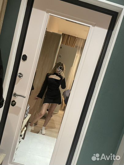 Платье вечернее эффектное