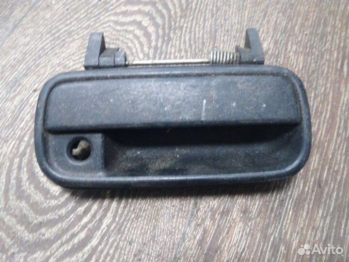 Ручка двери внешняя передняя правая Toyota Hilux