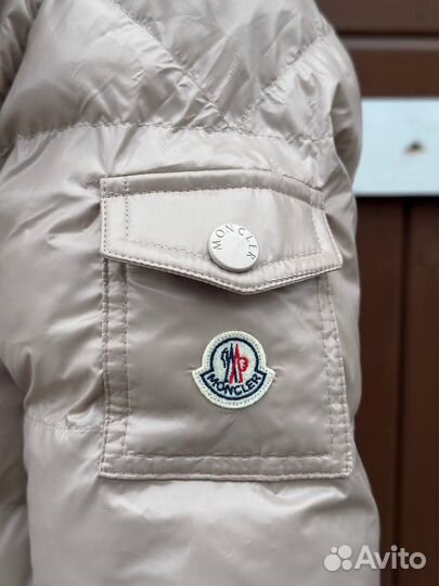 Пуховик женский новый Moncler с биркой зимний M,L
