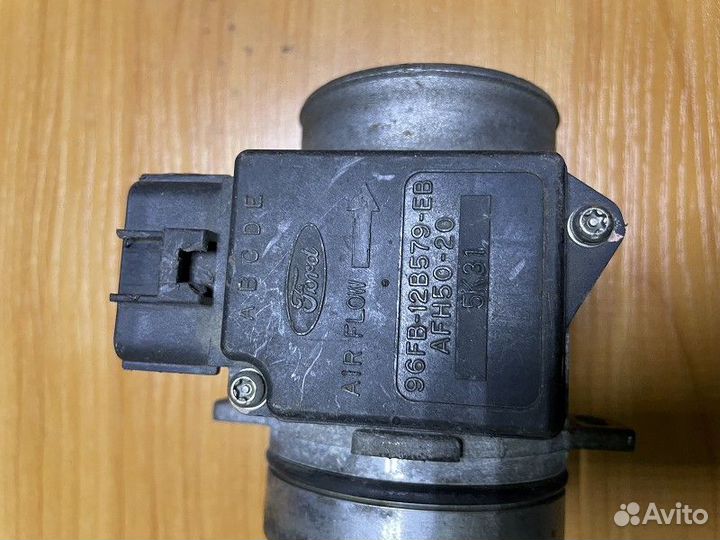 Расходомер воздуха ford fiesta 1995-2001