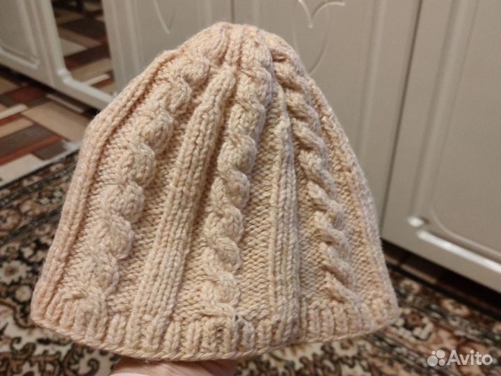 Шапка женская вязаная