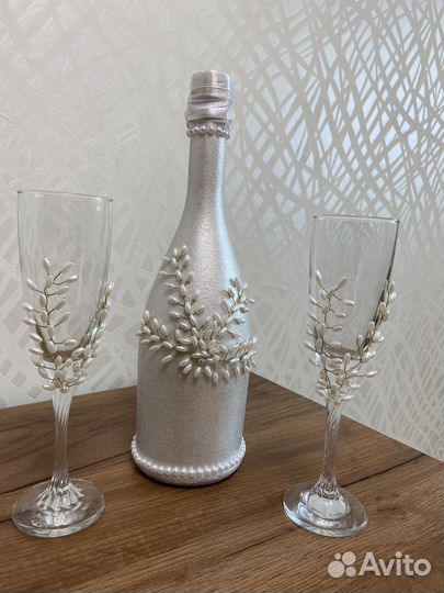 Свадебные бокалы и шампанское ручной работы