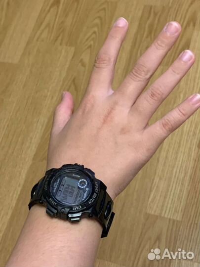 Часы новые,детские