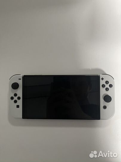 Nintendo switch oled+2 игры+защитный чехол