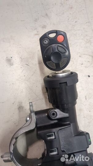 Замок зажигания Ford Escape, 2010