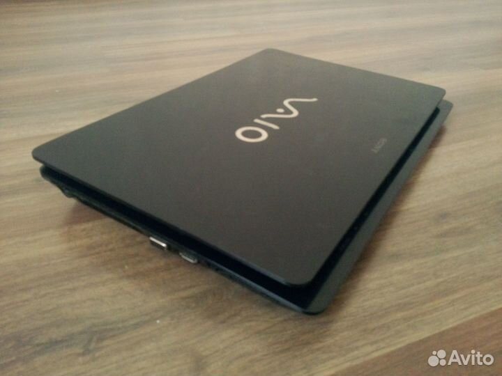 Sony Vaio vpcf24m1 игровой 16.4