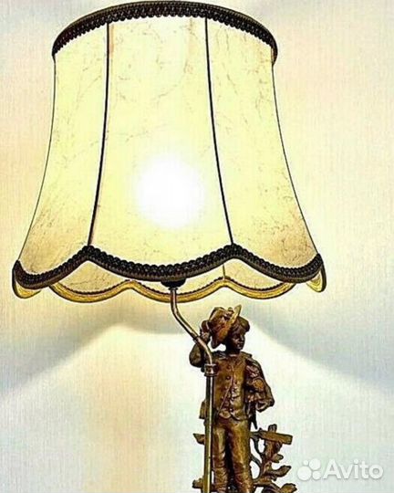 Антикварные редкие часы лампа