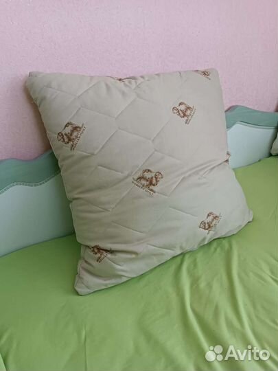 Подушка Интекс, овечья шерсть, 70*70 новая