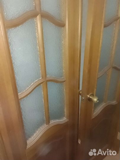 Дверь из массива с коробкой