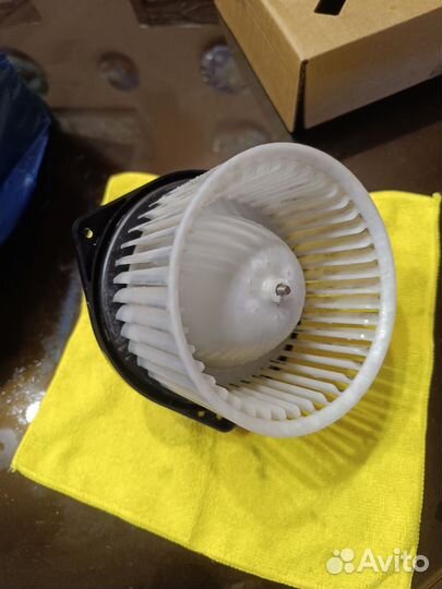 Моторчик печки mitsubishi outlander 3