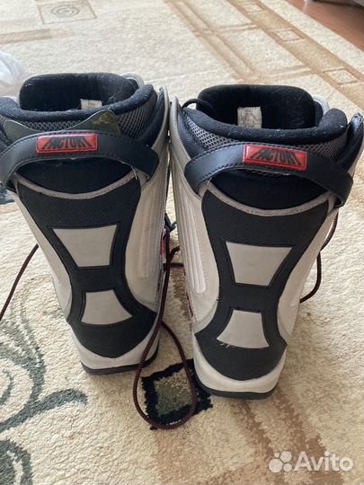 Сноубордические ботинки