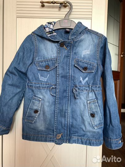 Куртка для девочки 104 см