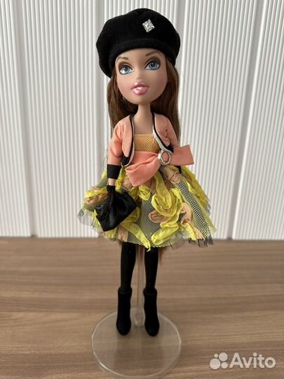 Кукла Bratz Anyssa