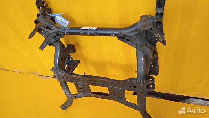 Балка подмоторная (подрамник) Range Rover Velar LR