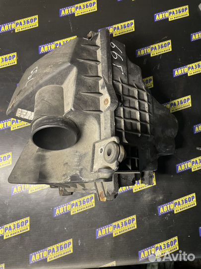 Корпус воздушного фильтра Форд Фокус 2