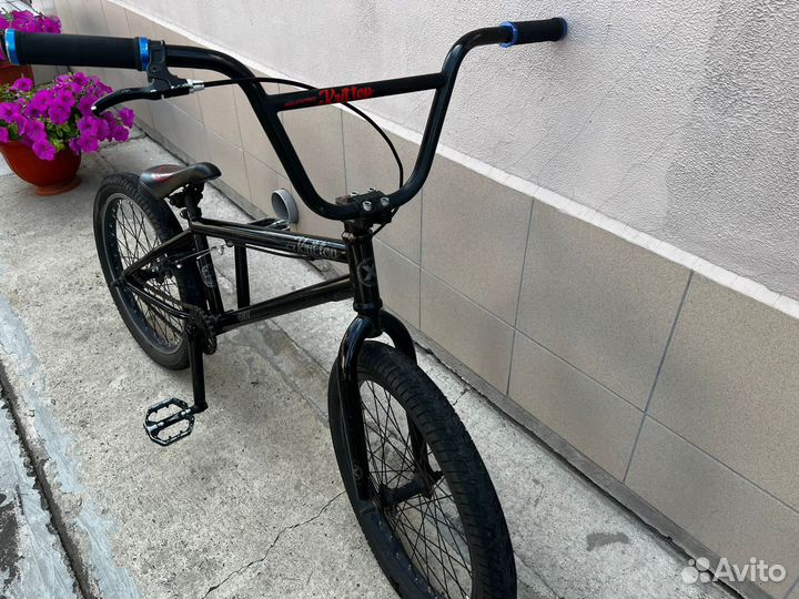 Трюковой велосипед bmx