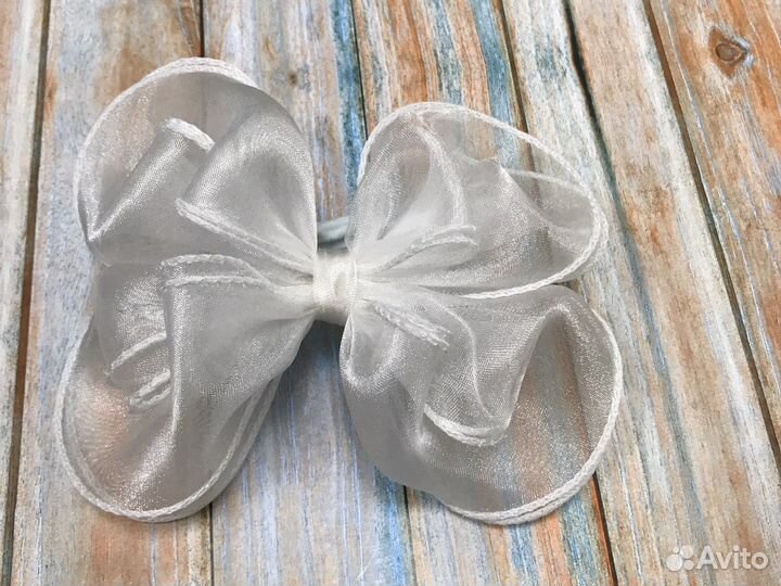 Нарядные бантики в школу, на праздник